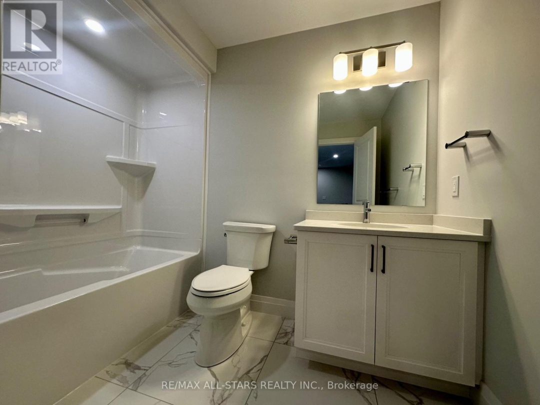 6 - 21 HAMPTON LANE, 