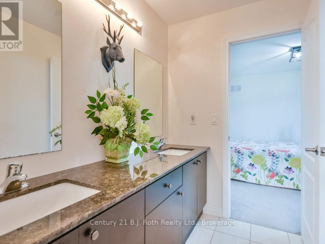 3040 Orion Boulevard, Orillia