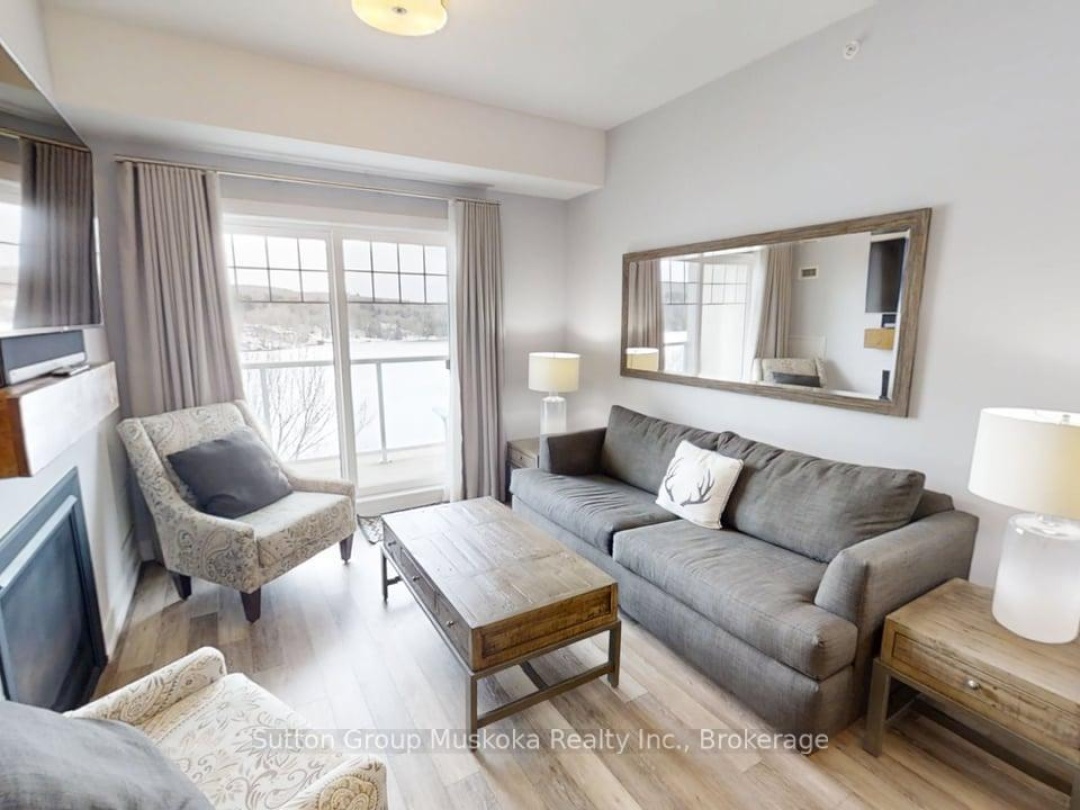 423 - 25 PEN LAKE POINT ROAD, Peninsula Lake