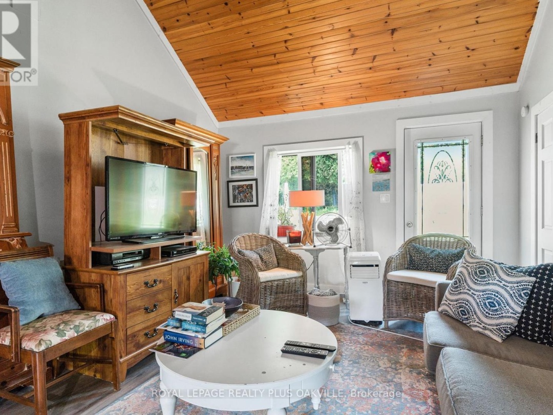 322 BOBCAYGEON ROAD, 