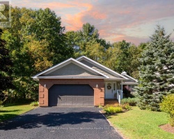 Property for Sale on 2B Brenda Avenue, Parry Sound