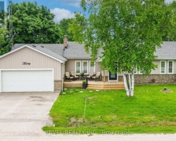 Cottage for Sale on Lake Scugog