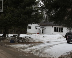 Property for Sale on 1090 Peace Valley Road, Bracebridge (Macaulay)
