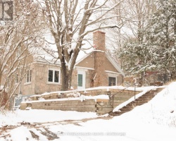 Property for Sale on 259 Highland Street, Dysart et al (Dysart)
