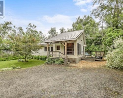 Property for Sale on 1009 KIRBYS BEACH ROAD W, 