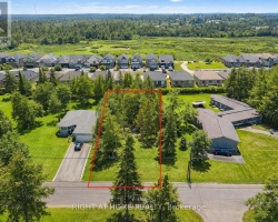 Property for Sale on 239 FRONT STREET W, Kawartha Lakes (Bobcaygeon)