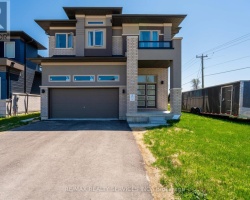Property for Sale on 3700 Quayside Drive, Severn (West Shore)