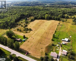 Property for Sale on 13 Lakeside Drive, McKellar