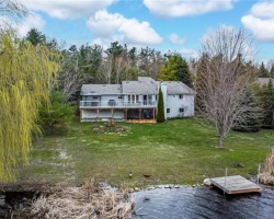 Cottage for Sale on Lake Scugog