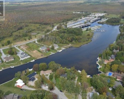 Cottage for Sale on Lake Simcoe