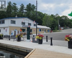 Cottage for Sale on Severn River