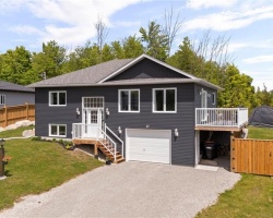 Property for Sale on 37 Easton Avenue, Port McNicoll