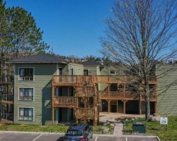 Property for Sale on 301 - 29 DEERHURST TENNISVIEW DRIVE, 