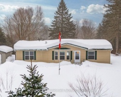 Property for Sale on 614 Bobcaygeon Road, Minden Hills (Minden)