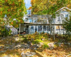 Cottage for Sale on Kashagawigamog Lake