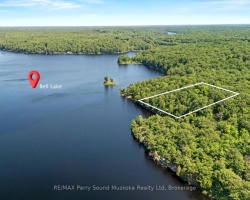 Cottage for Sale on Bell Lake