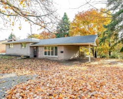 Property for Sale on 18 KENNEDY DRIVE, Kawartha Lakes (Fenelon Falls)