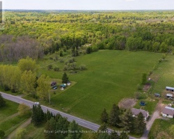 Property for Sale on 13 LAKESIDE DRIVE, McKellar