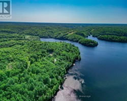Cottage for Sale on Mill Lake