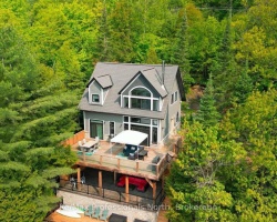 Cottage for Sale on Kawagama Lake