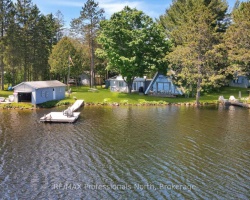 Cottage for Sale on Kushog Lake