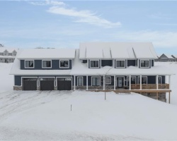 Property for Sale on 28 Thoroughbred Drive, Oro-Medonte