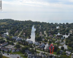 Cottage for Sale on Lake Simcoe