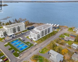 Property for Sale on PH#5 - 19B WEST STREET N, Kawartha Lakes (Fenelon Falls)
