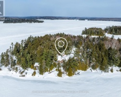 Cottage for Sale on Kennisis Lake