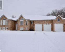 Property for Sale on 1348 Hawk Ridge Crescent, Severn