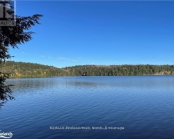 Cottage for Sale on Oxbow Lake