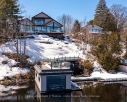 Cottage for Sale on Lake Muskoka