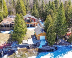 Cottage for Sale on Canal Lake