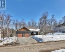 Property for Sale on 184 Maple Heights Drive, Gravenhurst (Muskoka (S))