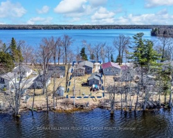Cottage for Sale on Dalrymple Lake
