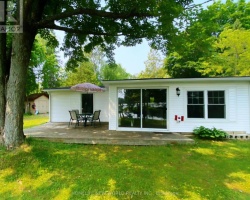 Cottage for Sale on Pigeon Lake