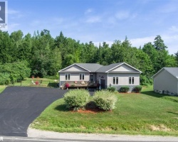 Property for Sale on 158 MOONSTONE ROAD EAST, 