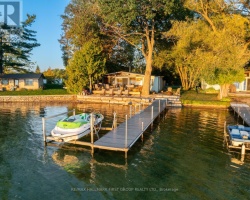 Cottage for Sale on Lake Couchiching