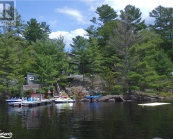 Cottage for Sale on Gibson Lake