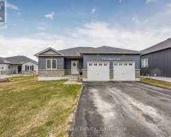 Property for Sale on 9 Cardinal Court, Tay (Victoria Harbour)