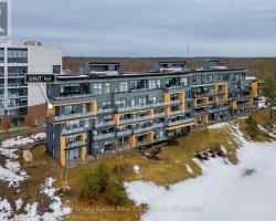Property for Sale on 401 - 120 CARRICK TRAIL, Gravenhurst (Muskoka (S))