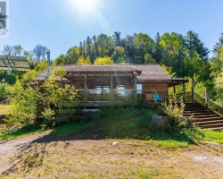Cottage for Sale on Bat Lake
