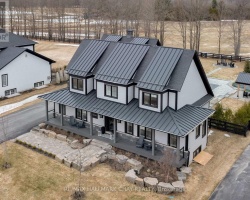 Property for Sale on 10 Georgian Grande Drive, Oro-Medonte