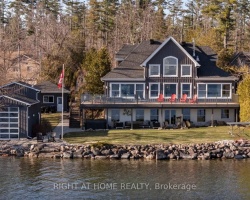 Cottage for Sale on Lake Simcoe