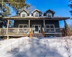 Cottage for Sale on Kashagawigamog Lake