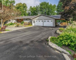 Cottage for Sale on Severn Lake