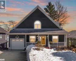 Cottage for Sale on Lake Couchiching