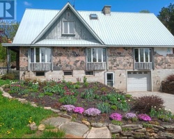 Property for Sale on 2481 NORTH SHORE ROAD, Algonquin Highlands (Stanhope)