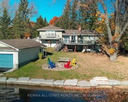 Cottage for Sale on Pigeon Lake