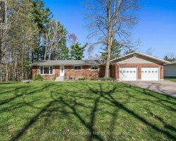 Cottage for Sale on Lake Muskoka